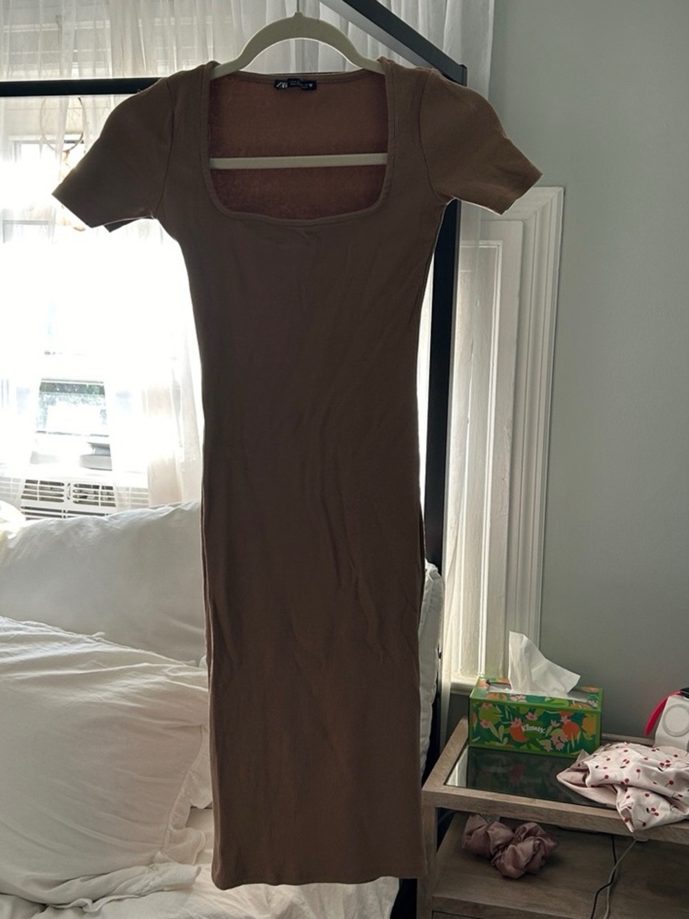 Scoop Neck Midi Dress in Brown